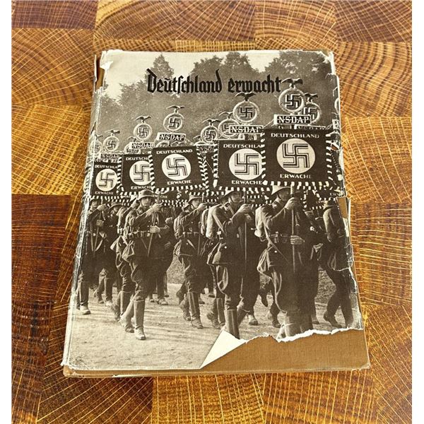 WW2 German Deutschland Erwacht Card Album