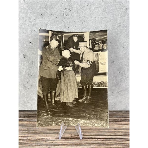 Day of The Mother Celebration Berlin Zoo Photo