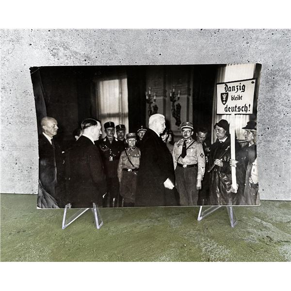 Hitler & Hindenburg Receive Workmen Photo