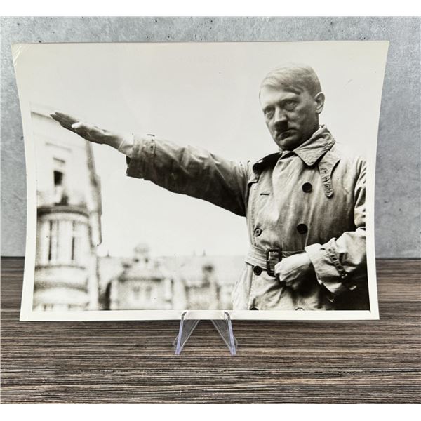 Adolf Hitler Saluting File Photo