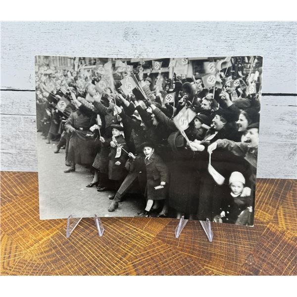 1938 Austrians Welcome Hitler Photo
