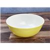 Image 2 : Pyrex 404 Basic Color Yellow Mixing Bowl