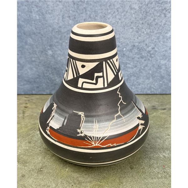 Cedar Mesa Navajo Pottery Vase