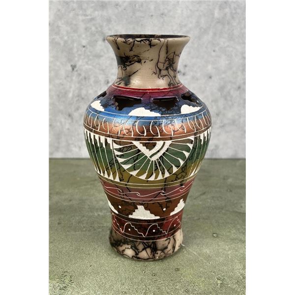 Navajo Horsehair Pottery Vase Pot