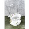 Image 2 : Fenton Glass Violets In The Snow Handled Basket