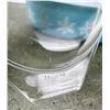 Image 7 : Pyrex Snowflake Casserole 045