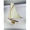 Image 8 : Antique Wood Pond Boat