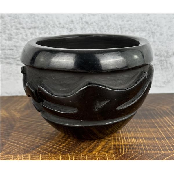 Mary Cain Santa Clara Pueblo Indian Pot