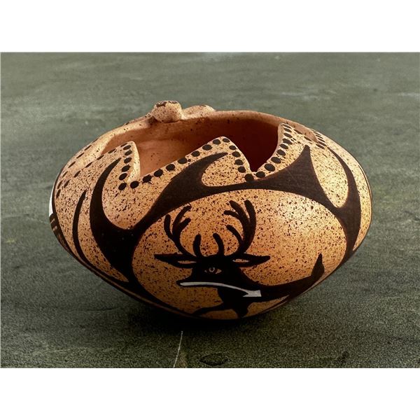 Noreen Simplicio Zuni Pueblo Indian Pot