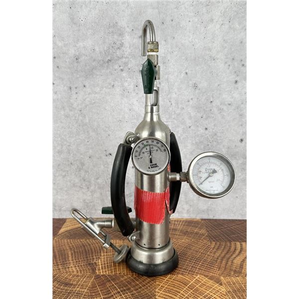 Zahm & Nagel Volume Meter CO2 Pressure Tester