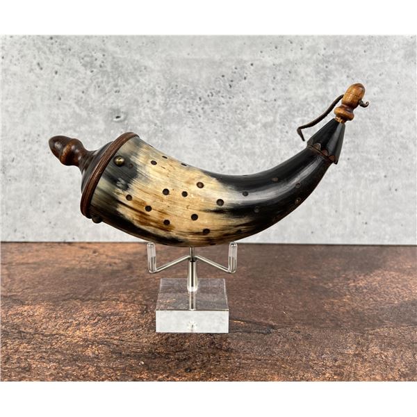 Custom Made Frontier Powder Horn