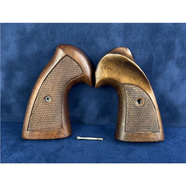 Colt Target Pistol Grips New Service