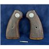 Image 1 : Colt Shooting Master .38 Revolver Pistol Grips