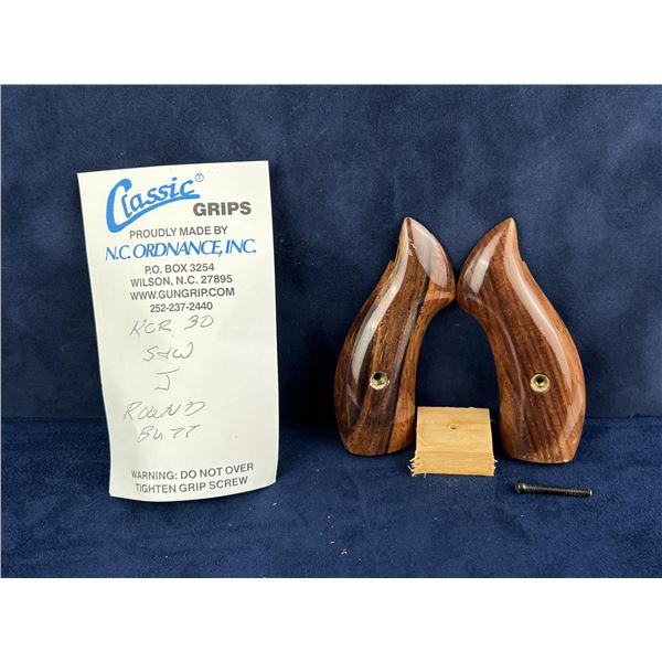 Smith & Wesson J Frame Rosewood Pistol Grips