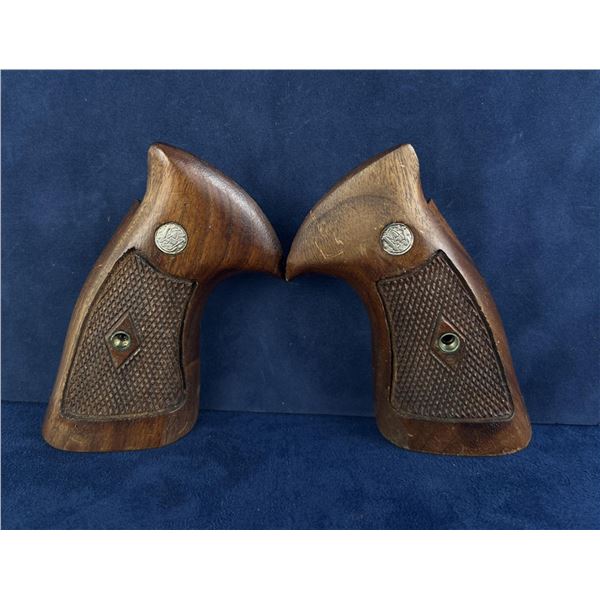 Smith & Wesson K Frame Diamond Pistol Grips