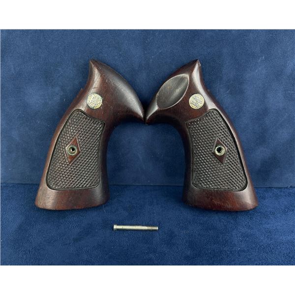 Smith & Wesson K Frame Diamond Pistol Grips