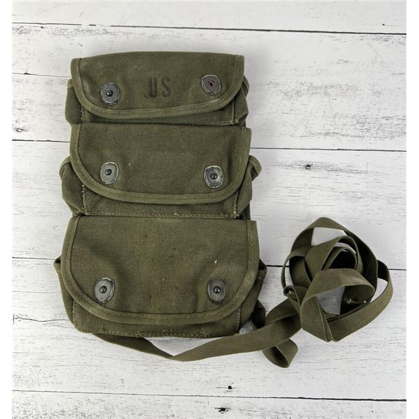 Vietnam US 3 Pocket M18 Smoke Grenade Pouch