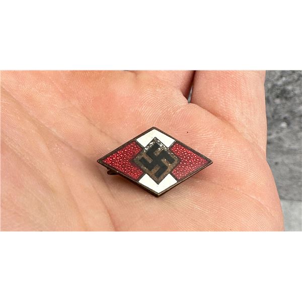 WW2 German Hitler Youth HJ Enameled Badge