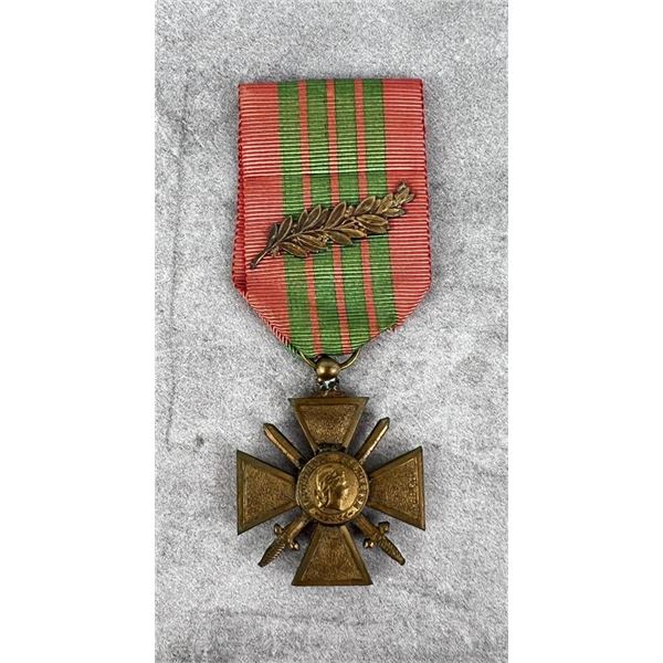 WW2 French Croix de Guerre Medal