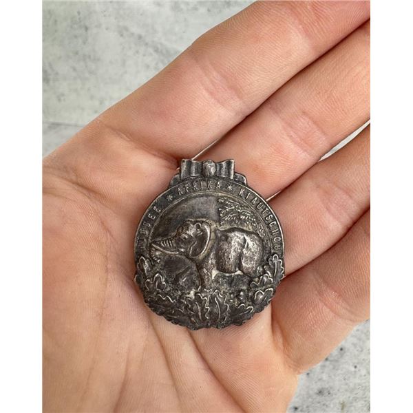WWI WW1 German Elephant Order Badge