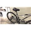 Image 3 : GREY TREK MARLIN 5 FRONT SUSPENSION, 21 SPEED MOUNTAIN BIKE