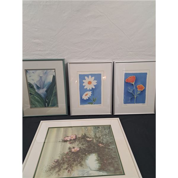 4 Framed Floral Prints