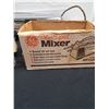 Image 8 : Assorted Kitchen Gadgets
