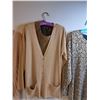 Image 2 : 4 Glittery & Shimmery Ladies Tops