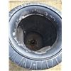 Image 2 : 2 Large Fiberglass Planters