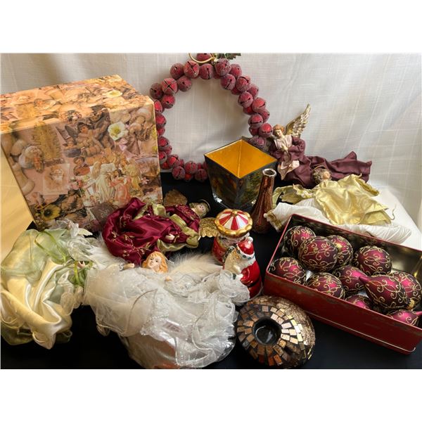 Christmas Decor Lot