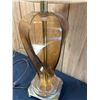 Image 2 : Lamp