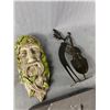 Image 2 : Home Décor Lot - 11" x 11" E. Roosevelt Quote, Polyresin 12" Face & 12" Metal Musician