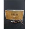 Image 2 : Vintage Electric Motorola Twin Speaker AM Radio