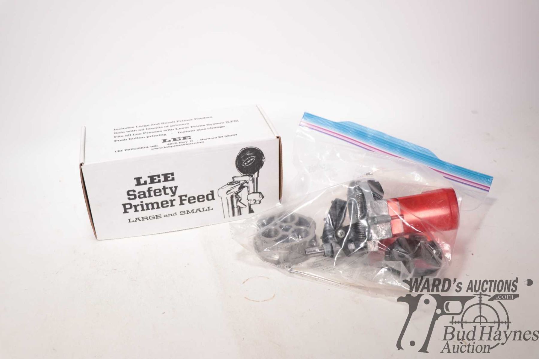 New in box Lee Safety Primer Feed and Lee Deluxe auto-disk powder measure
