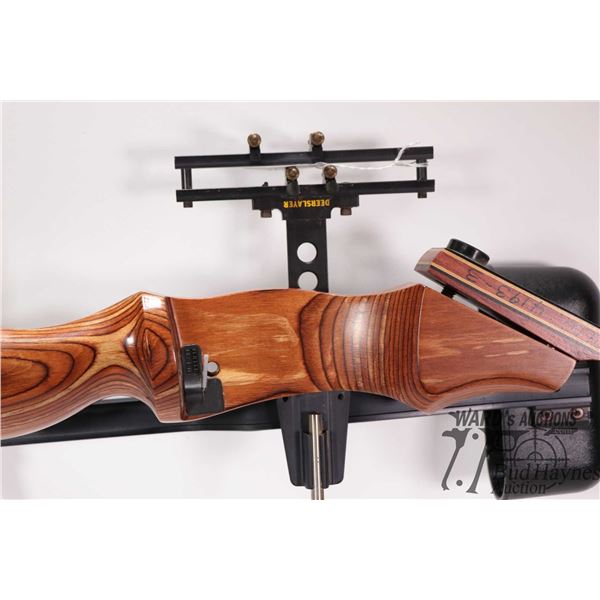 Arc à Poulies (arc Composé) Martin WartHog Magnum Pour Chasse - Droitier, 60lbs, 30 Pouces - Occasion