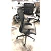 Image 2 : GLOBAL BLACK MESH BACK TASK CHAIR