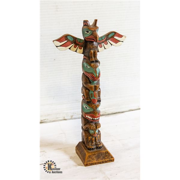 VINTAGE DECORATIVE TOTEM POLE- 10.5"