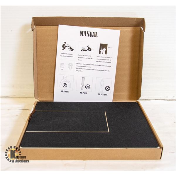 NEW DOG NAIL SCRATCH BOARD, SCRATCHER