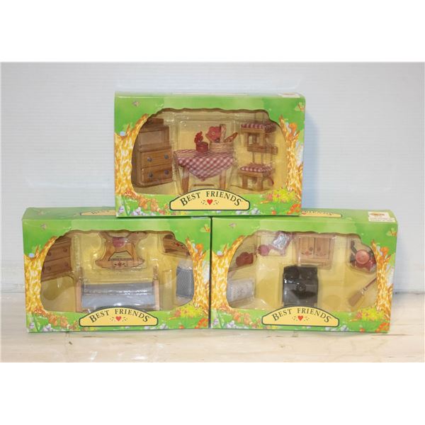 "BEST FRIENDS" POSE & PLAY TOY SET- LOT OF 3- NEW