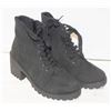 Image 1 : PAIR OF BLACK LADIES BOOTS WITH ZIP-UP