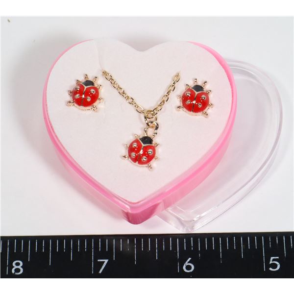 NEW GOLD TONE RED LADY BUG EARRING AND