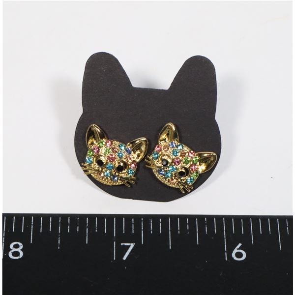 NEW GOLD TONE RHINESTONE CAT STUD EARRINGS
