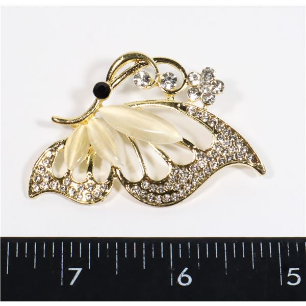 NEW GOLD TONE RHINESTONE BUTTERFLY BROOCH