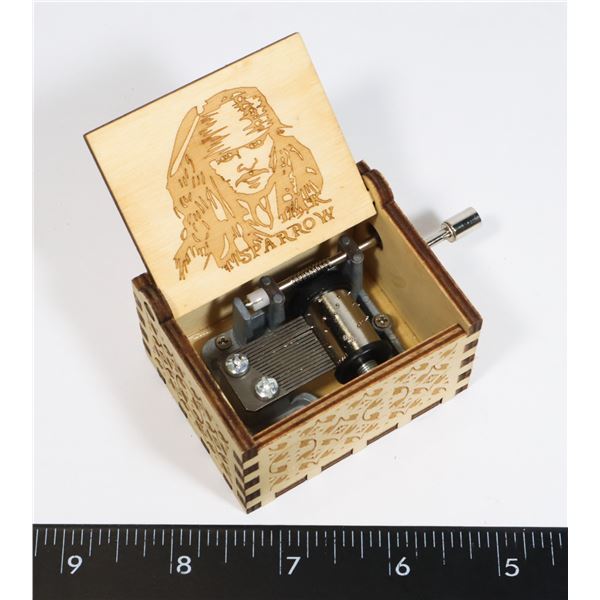 NEW WOODED CRANK JACK SPARROW THEME MUSIC BOX