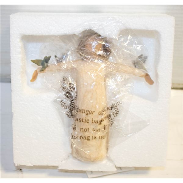 2004 WILLOW TREE "HAPPINESS" ANGEL- NEW IN BOX