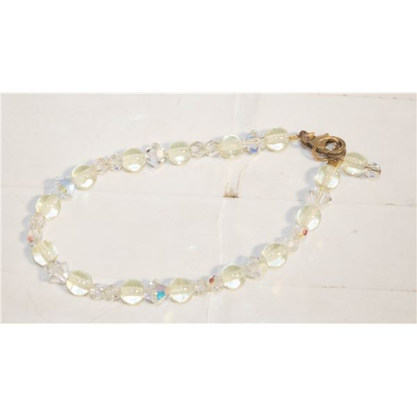 VINTAGE CRYSTAL BRACELET