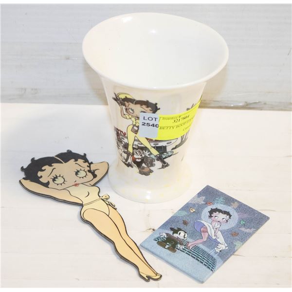 LOT OF BETTY BOOP ITEMS