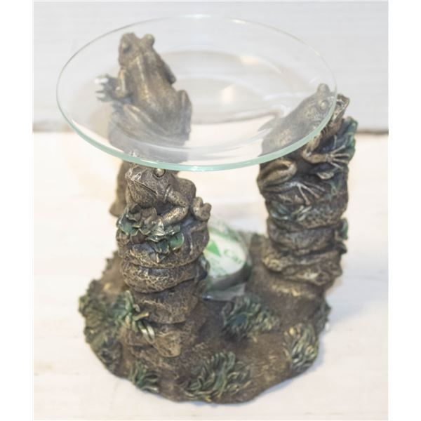 FROG POLY RESIN CANDLE HOLDER/STAND IN BOX