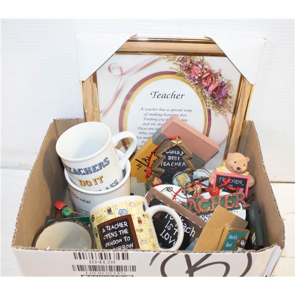 DECORATIVE ITEMS- BOX LOT ASSORTED