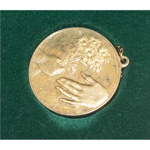 ESTATE GOLD PENDANT NECKLACE IN BOX-ESTATE